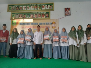 Menggapai Kemuliaan Ramadan Dengan Membumikan Al-Quran Kepada Generasi Milenial